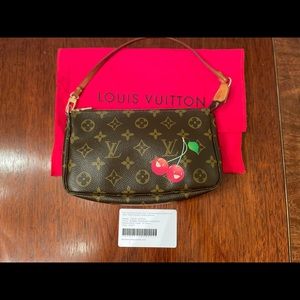 Takashi Murakami cherry Louis Vuitton Pochette